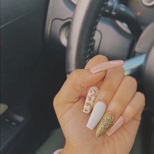 Meet your Posher, Tenisha